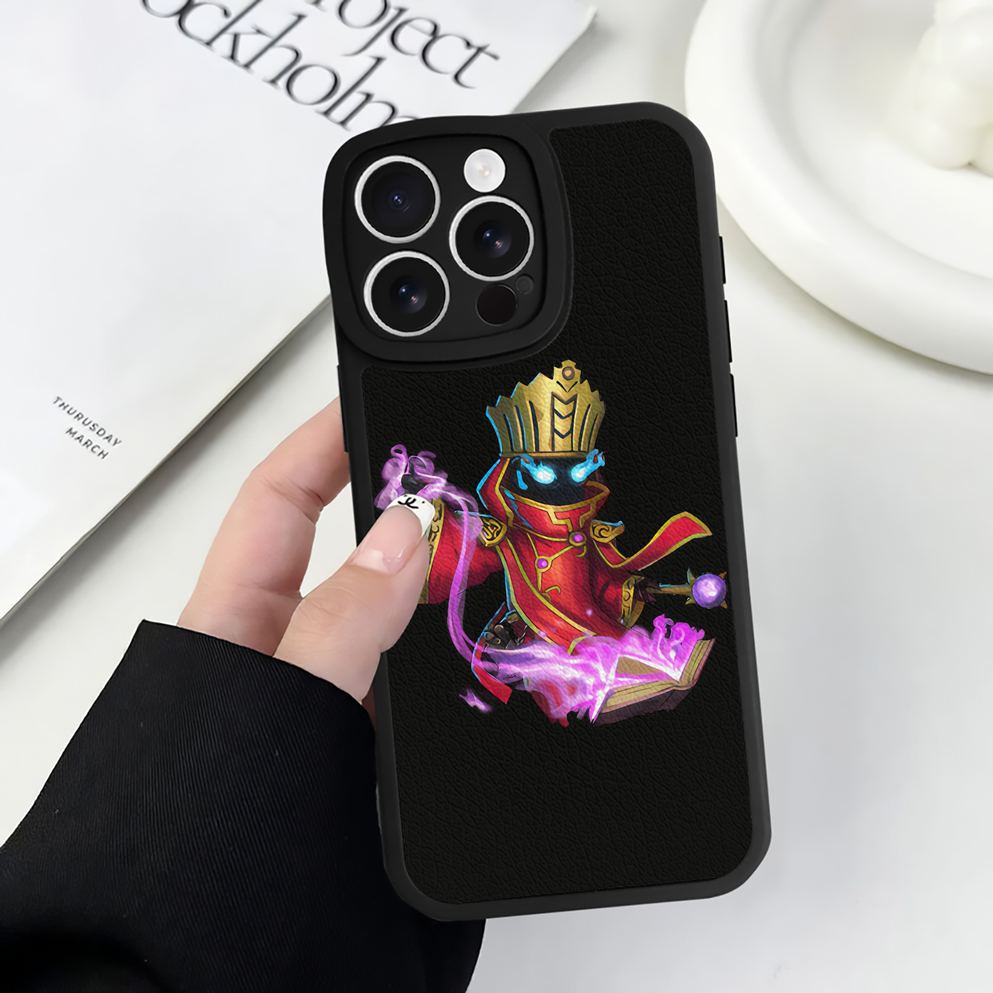 リーグ・オブ・レジェンド League of Legends LOL 【iPhone 16シリーズ対応】シリコンスマホケース（レザー調） 材質：シリコン